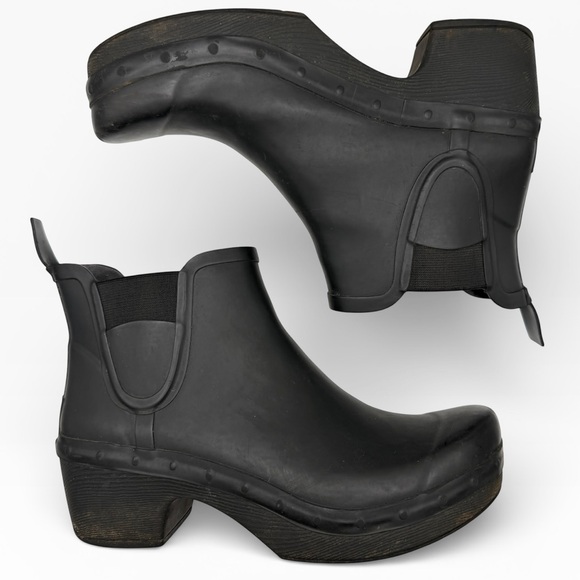 Dansko Black Women's Chelsea Style Ankle Rain Boots - Size 39/ US 8.5-9 - Picture 2 of 12